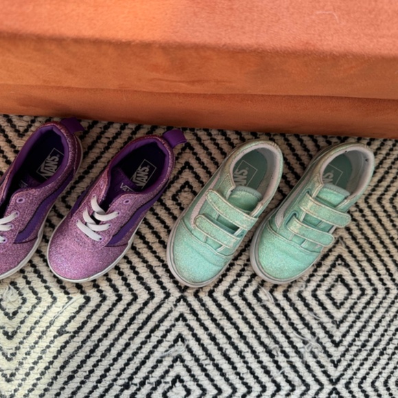Vans Toddlers Glitter Sneaker Bundle - 8T & 8.5T but fit same - Picture 4 of 13